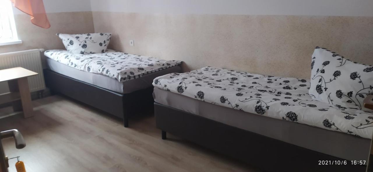 4U Hostel Zgorzelec - Free Parking Jedrzychowice  Extérieur photo
