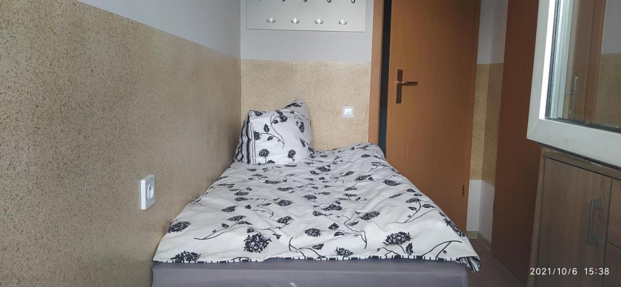 4U Hostel Zgorzelec - Free Parking Jedrzychowice  Extérieur photo